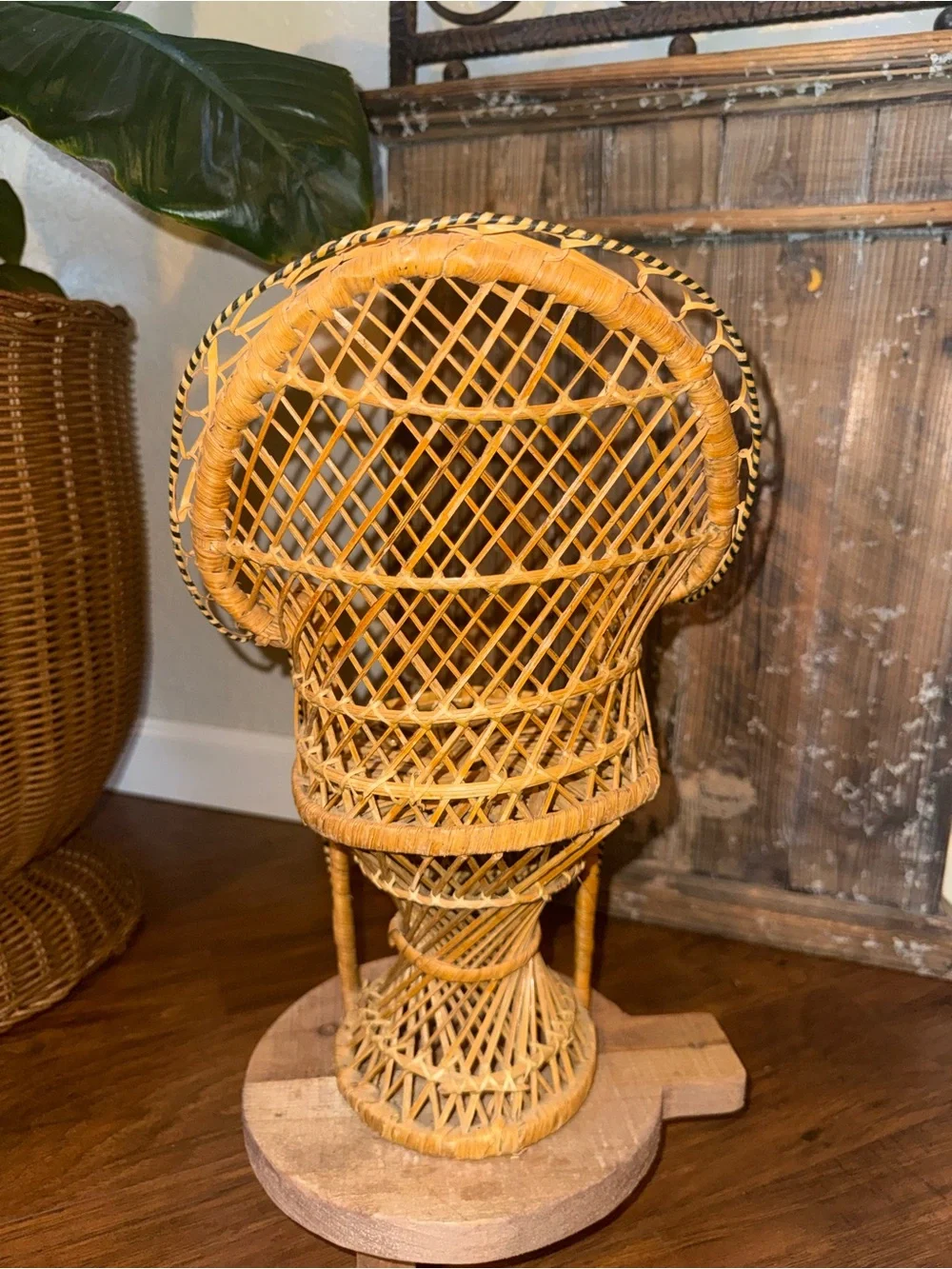 Vtg Peacock Fan Back Rattan Chair 13.5” Plant Stand Wicker Boho